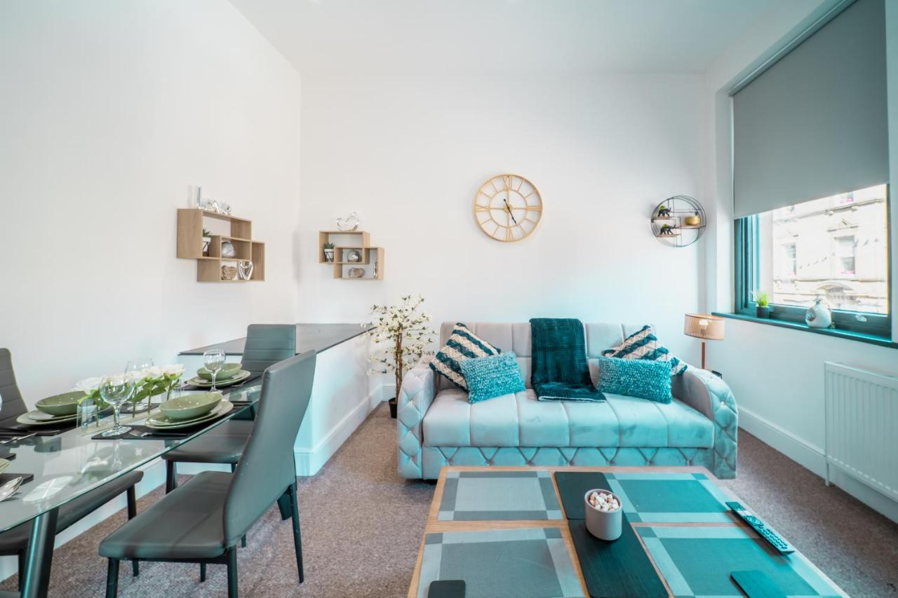 Cozy 1-Bedroom Apartment In The Heart Of Barnsley Town Centre Экстерьер фото