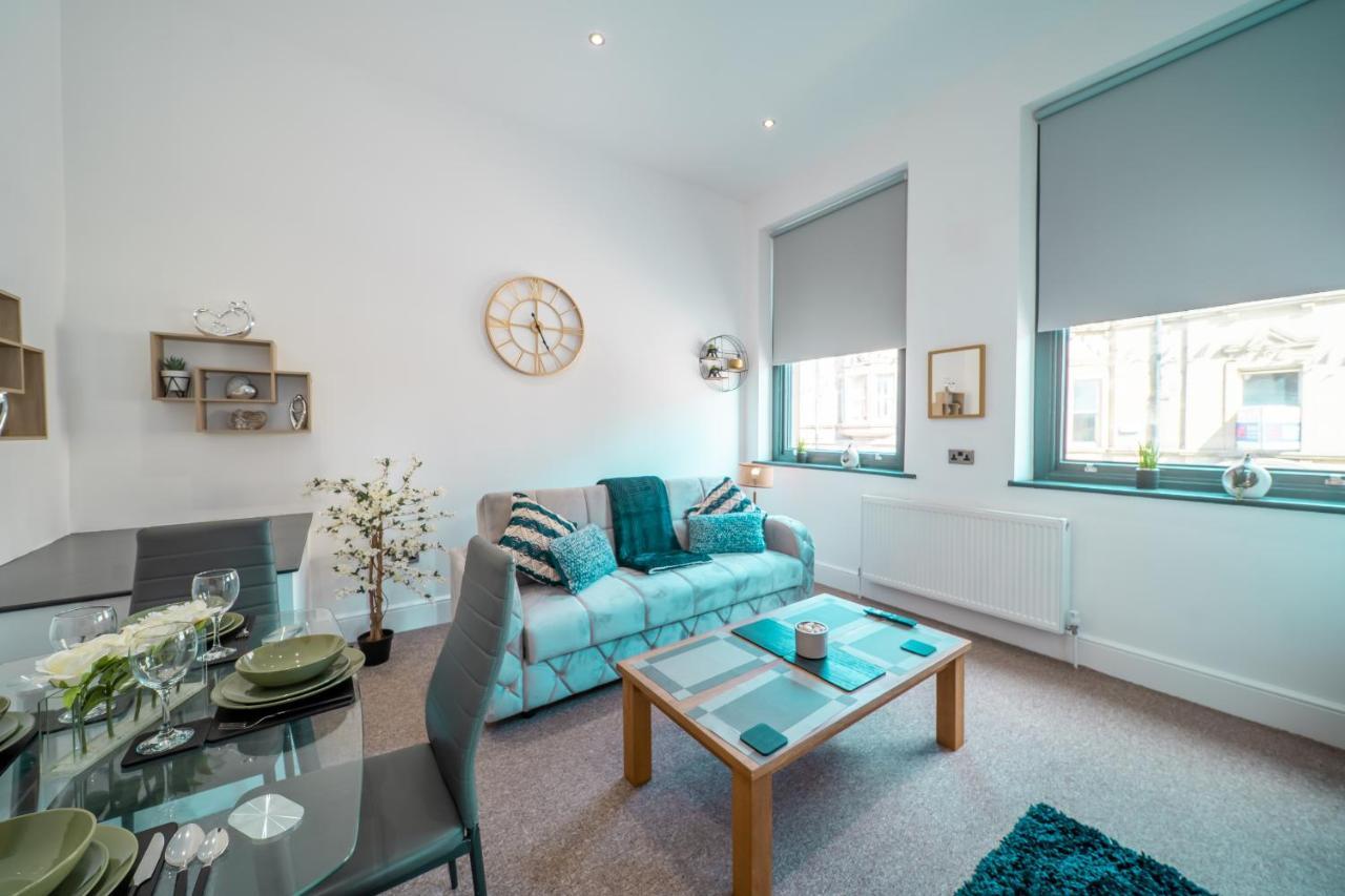 Cozy 1-Bedroom Apartment In The Heart Of Barnsley Town Centre Экстерьер фото