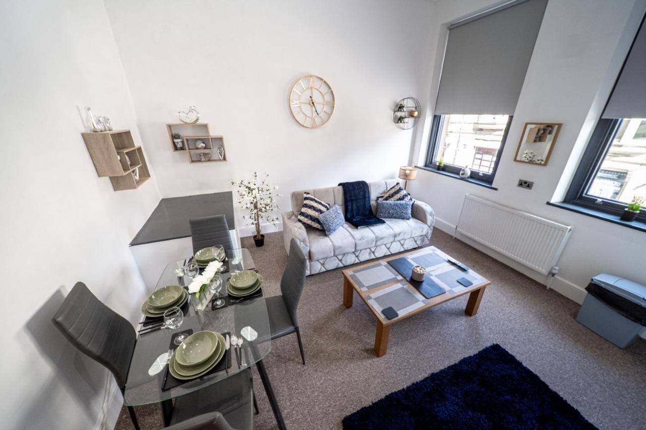 Cozy 1-Bedroom Apartment In The Heart Of Barnsley Town Centre Экстерьер фото